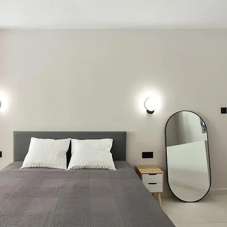 Apartment Jo&coloft - Near Venizelou Metro Station *