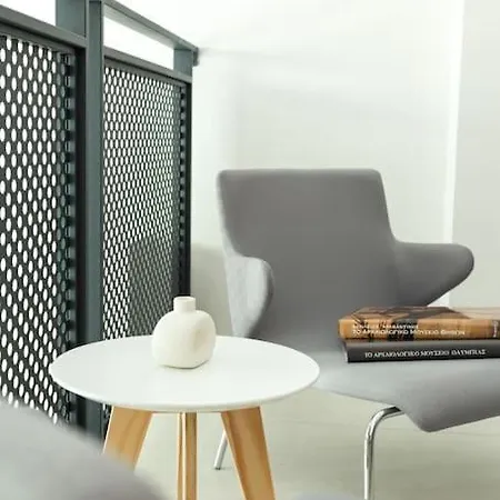 Jo&coloft - Heart Of Venizelou Metro Appartement