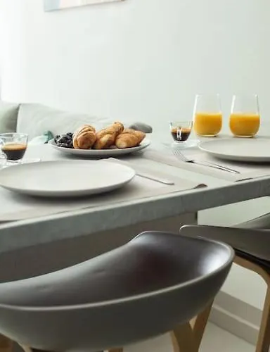 Apartament Jo&coloft - Heart Of Venizelou Metro Saloniki